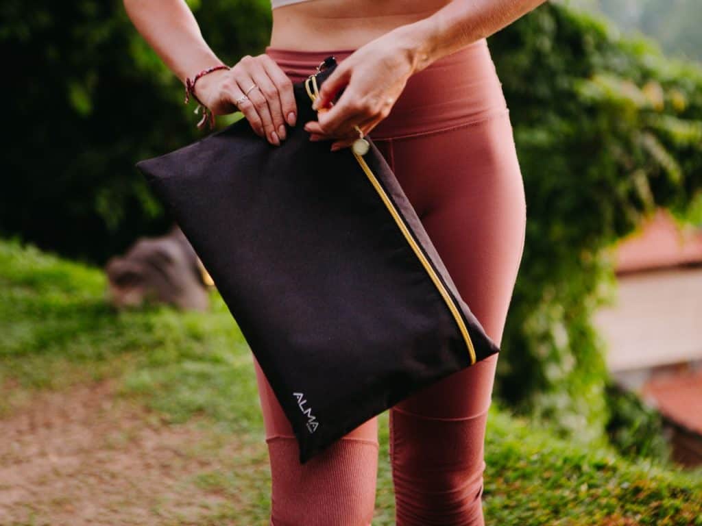 alma yoga mat bag
