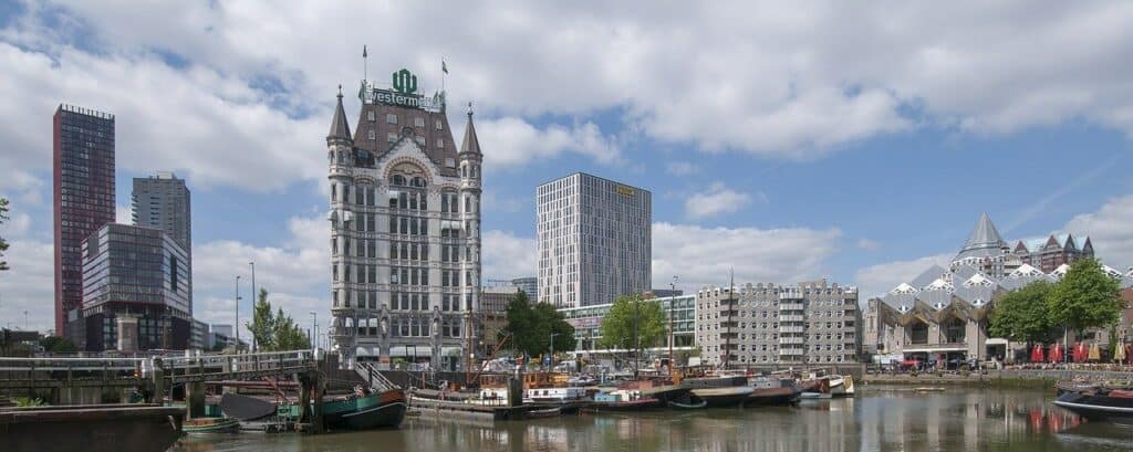white-house-rotterdam-landmarks