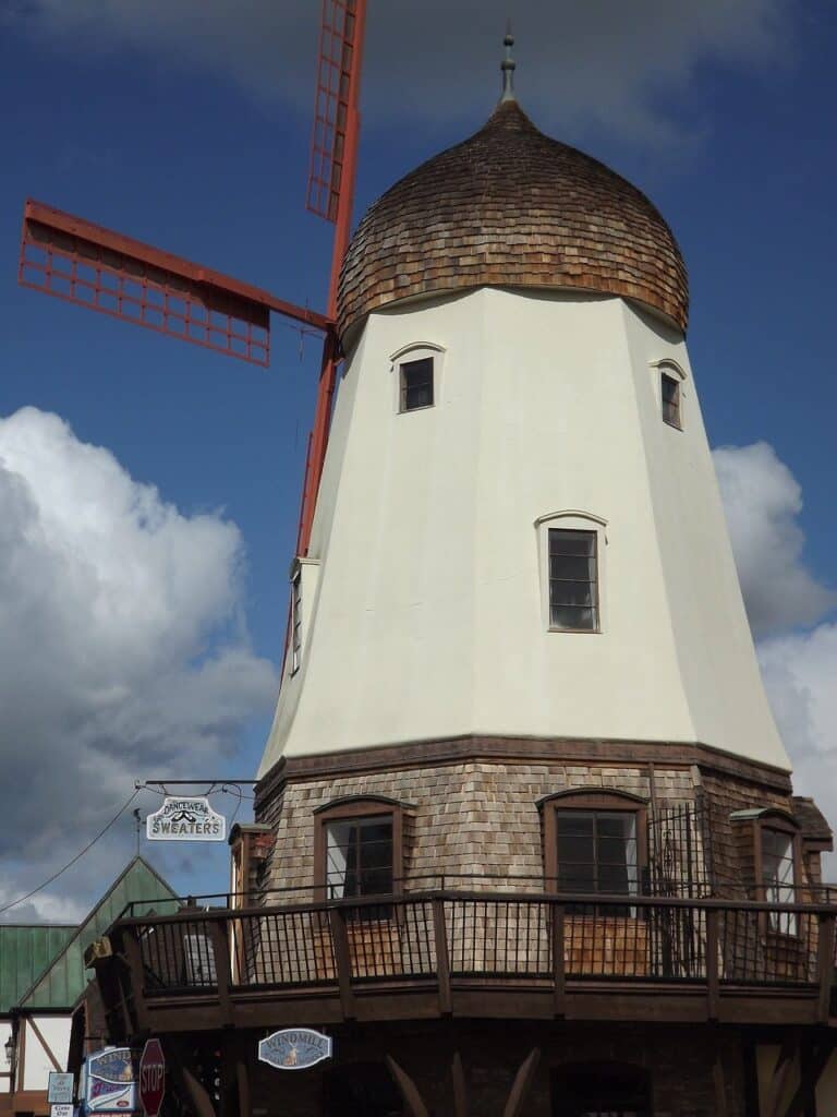 solvang-california-windmill-underrated places in the usa