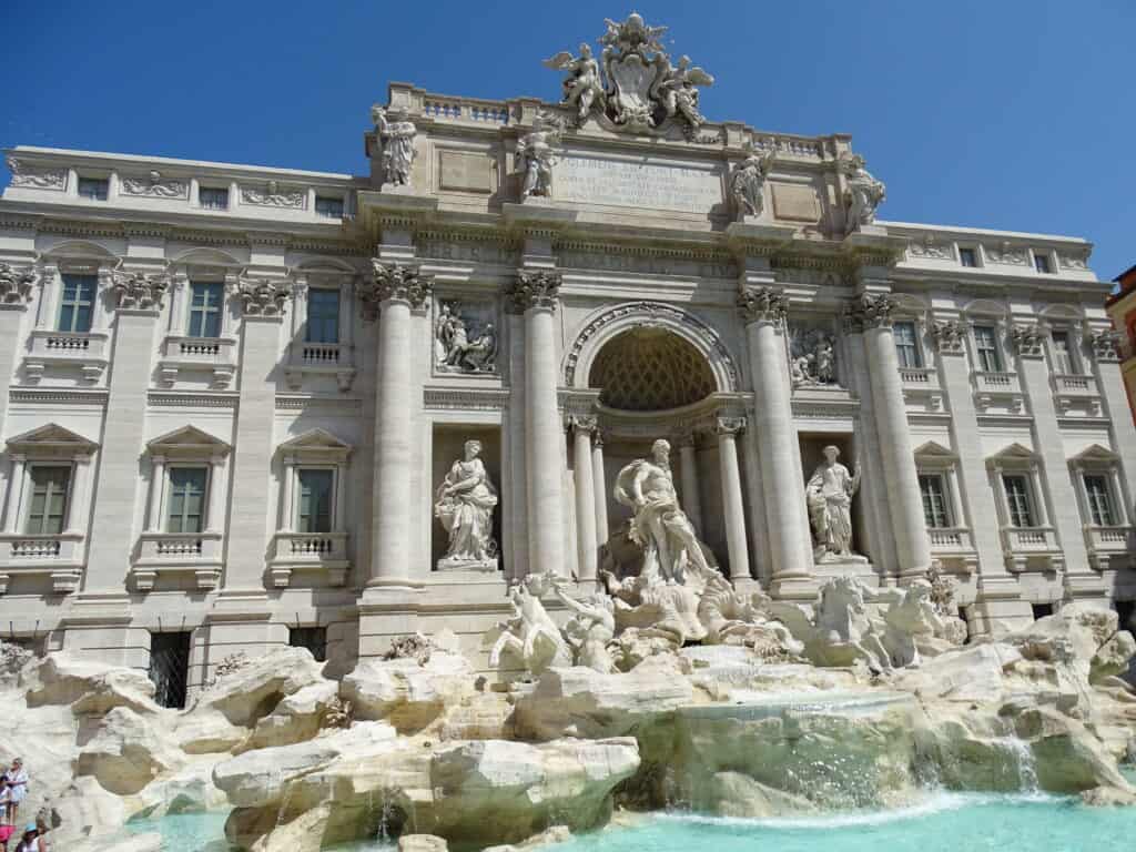 Fontana di Trevi Rome