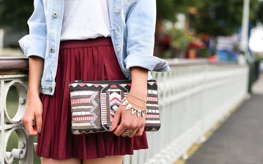 how to put your travel outfit together