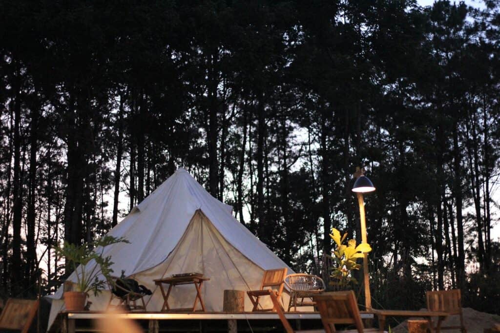 packing-list-glamping-trip