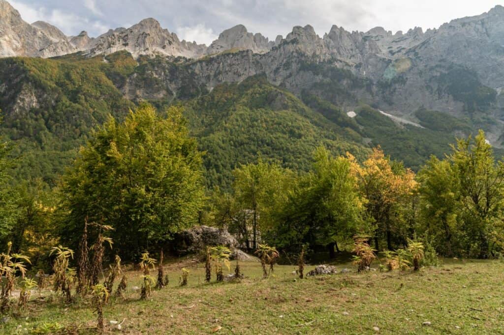 Can beginners attempt the Theth to Valbona hike
