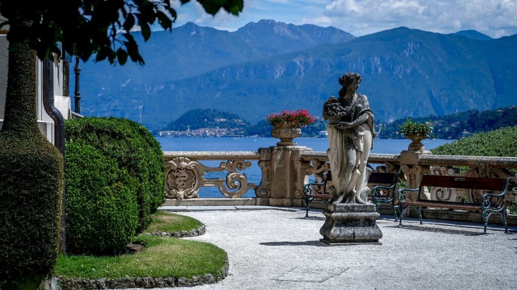 lake-como-italy-travel