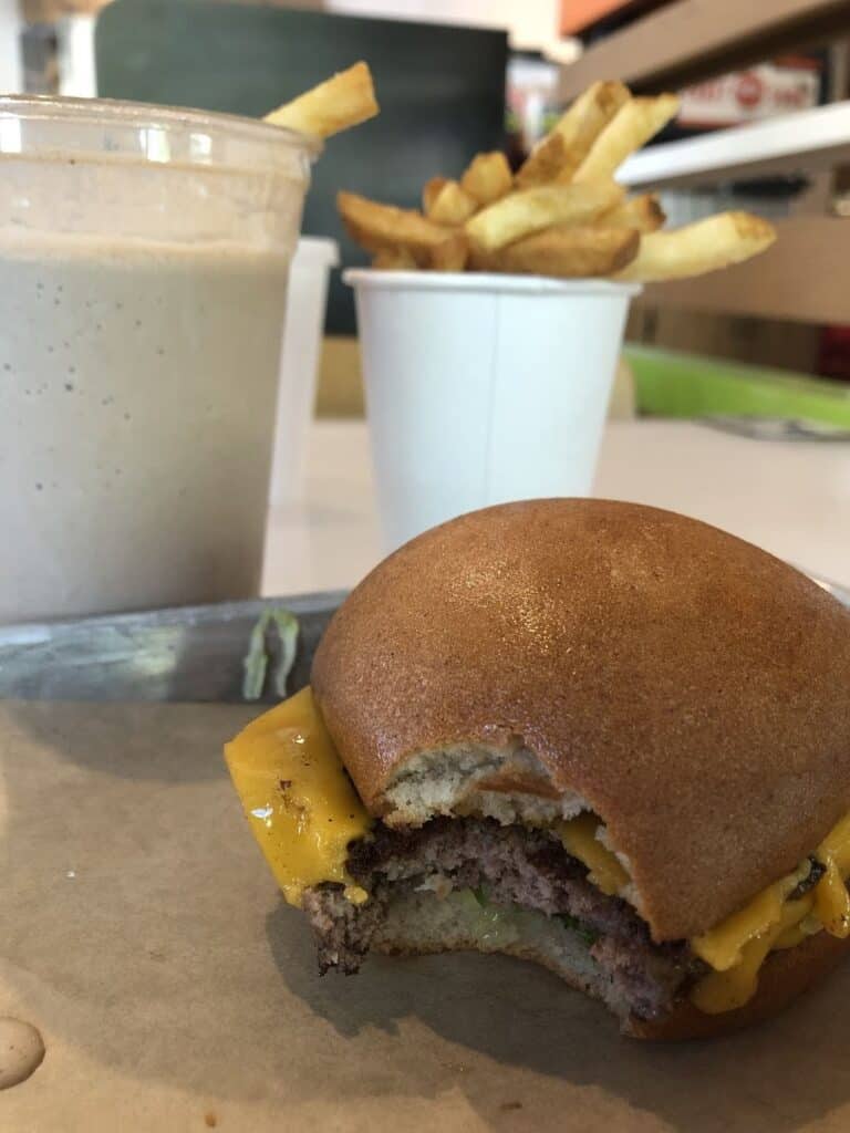 Burger Lounge