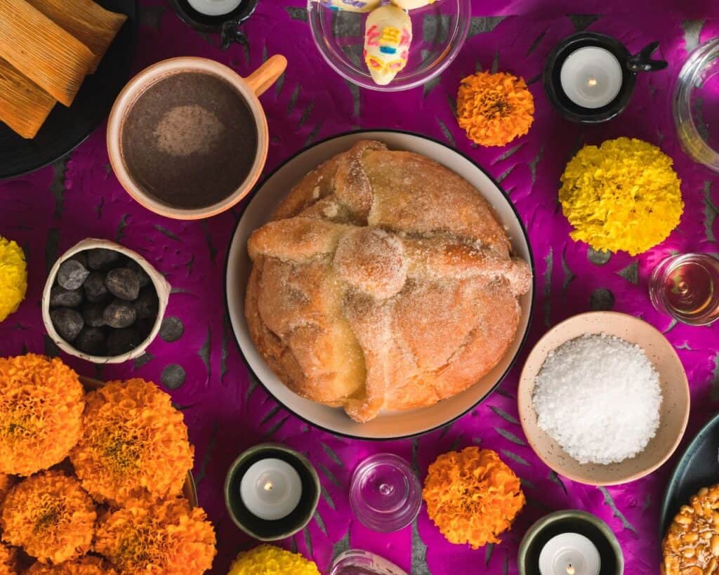 dia de muertos pan de muerto traditions day of the dead