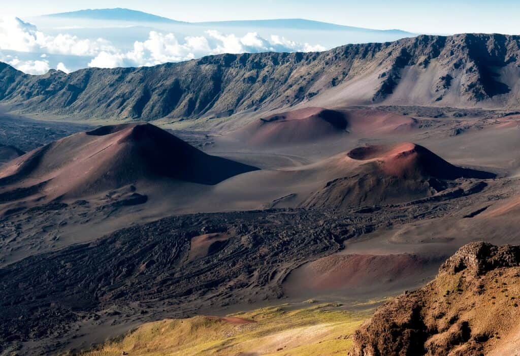 craters-haleakala-hawaii