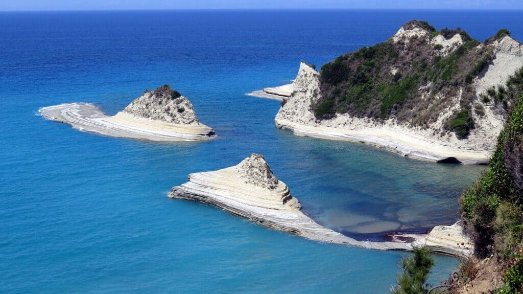 choose the right accommodation greece-ionian-islands