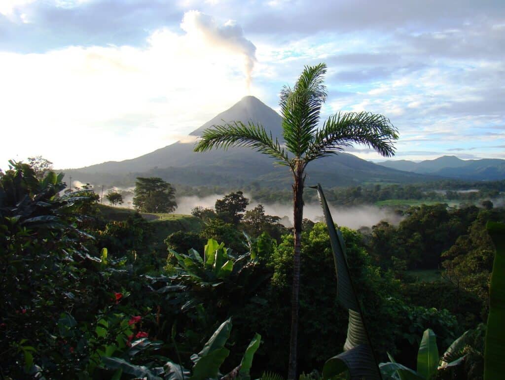 Best Destinations For Solo Travelers In Central America