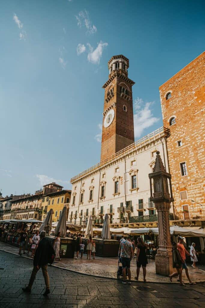 Piazza Erbe - Verona