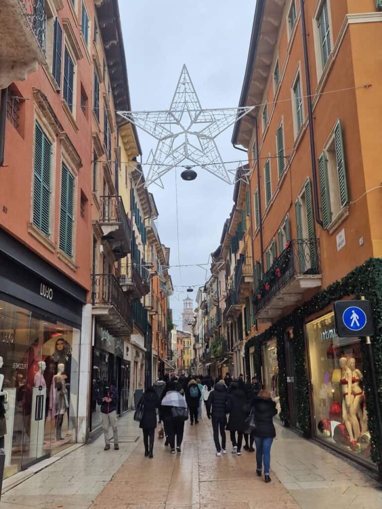 Shopping Street - Verona City Centre
