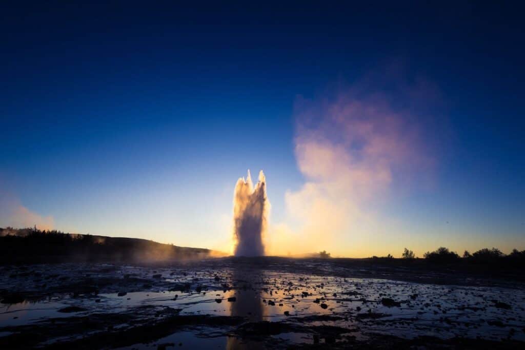 geysir iceland travel