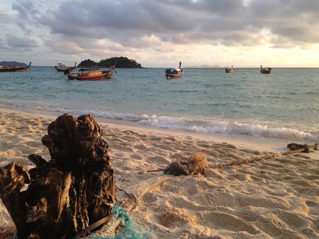 two days on koh lipe island thailand