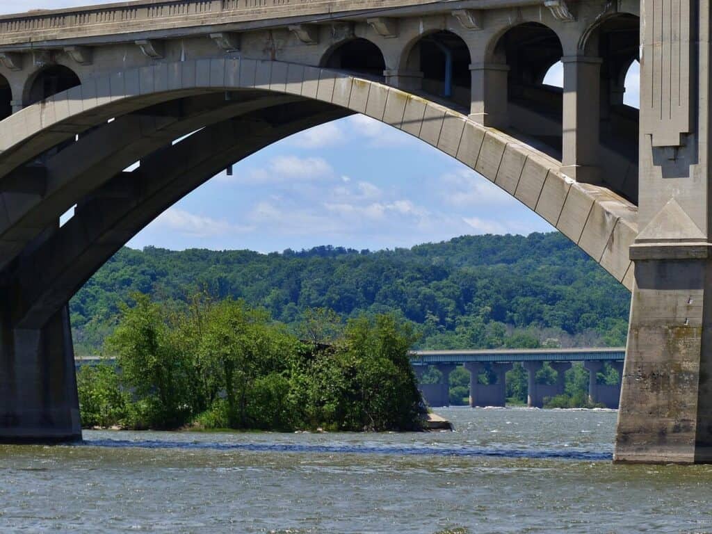 Top Places to Stay Near Lancaster County Attractions